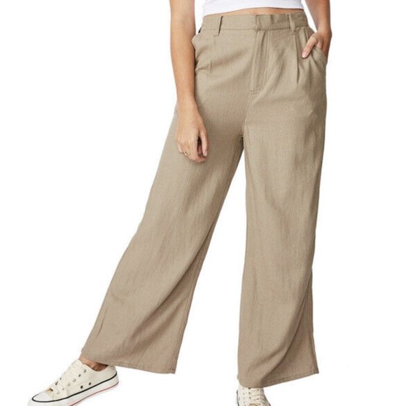 Pleat Front Drapey Pant - Picture 4 of 4